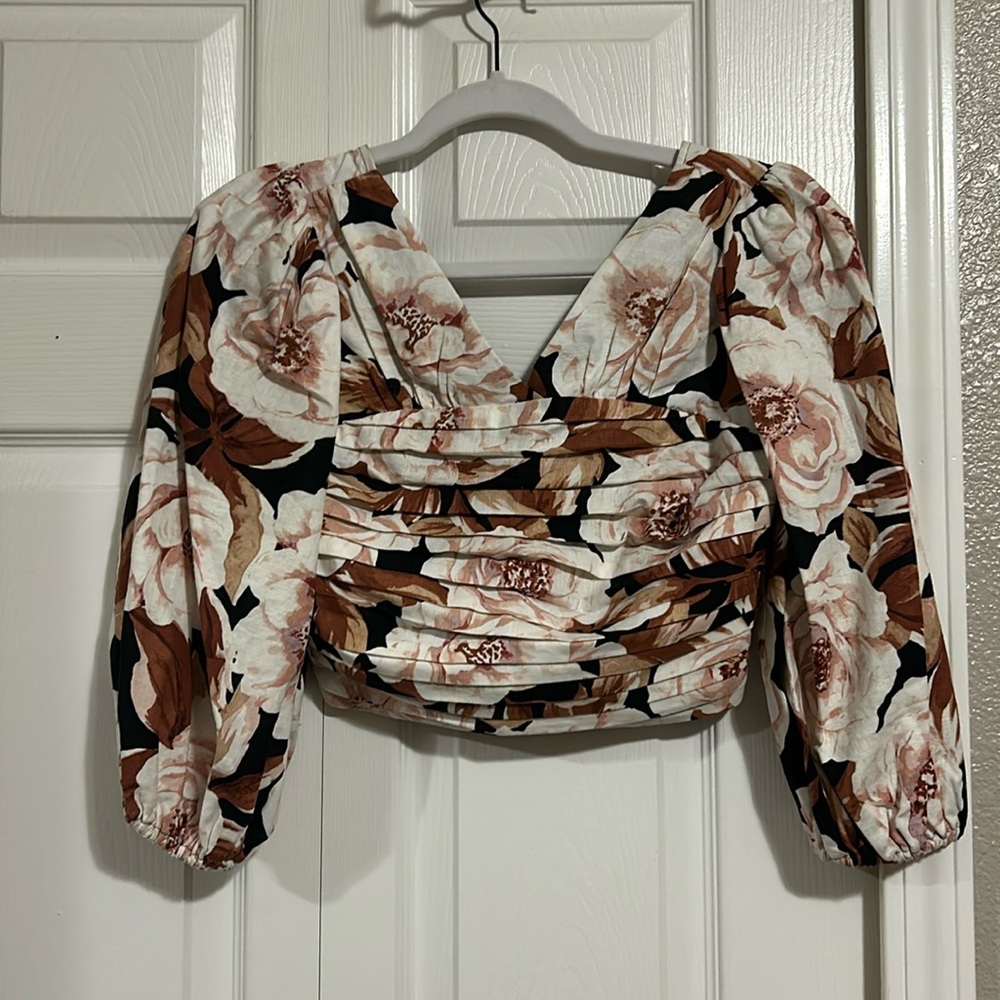 NWT Express Floral Top Size XS